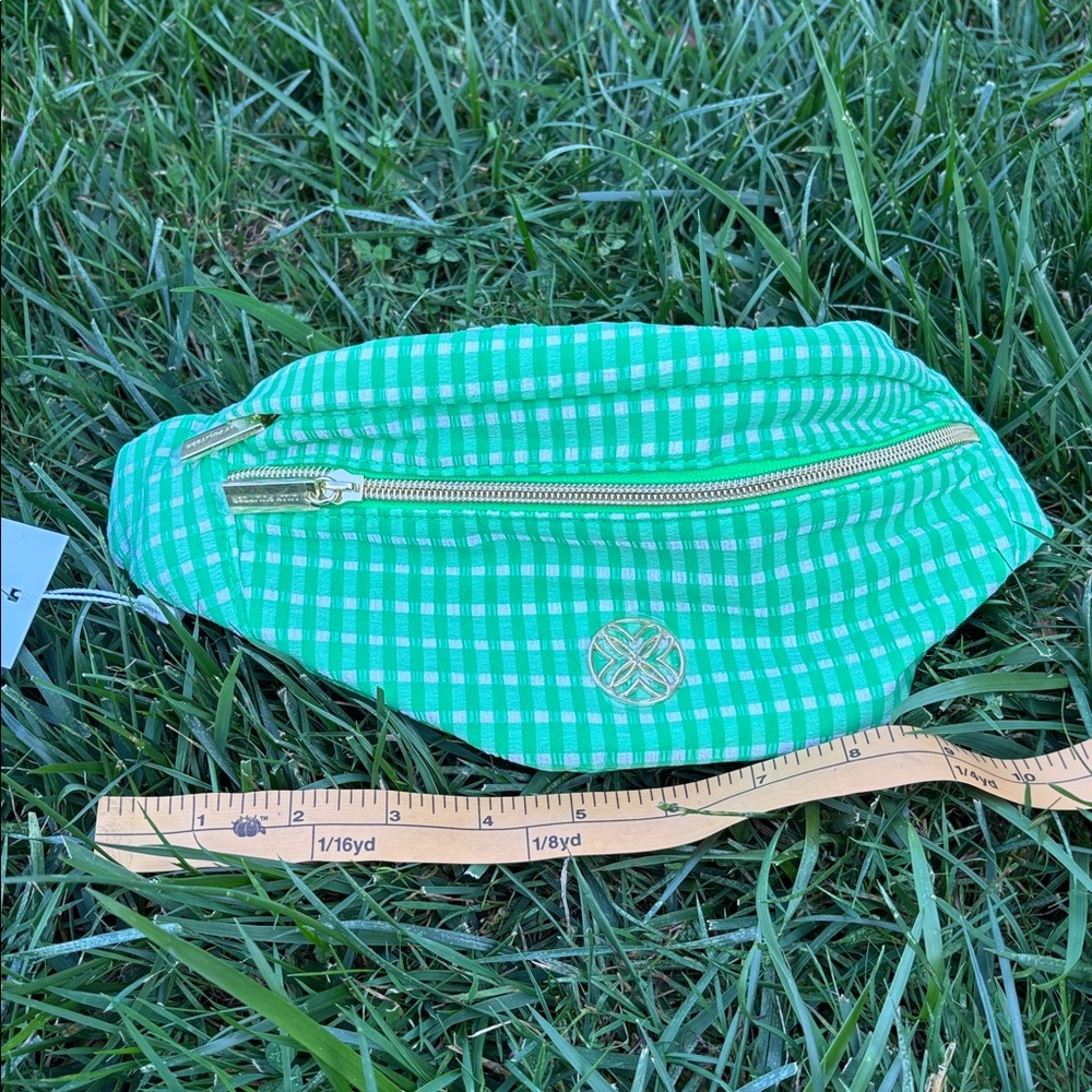 NWT Glenna Belt Bag Fauna Green - Picture 12 of 13